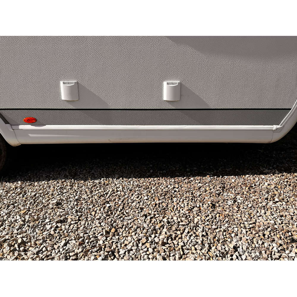 Hobby Schürzenleiste mit Spoiler weiß, 2400 mm (2016 - 2026)