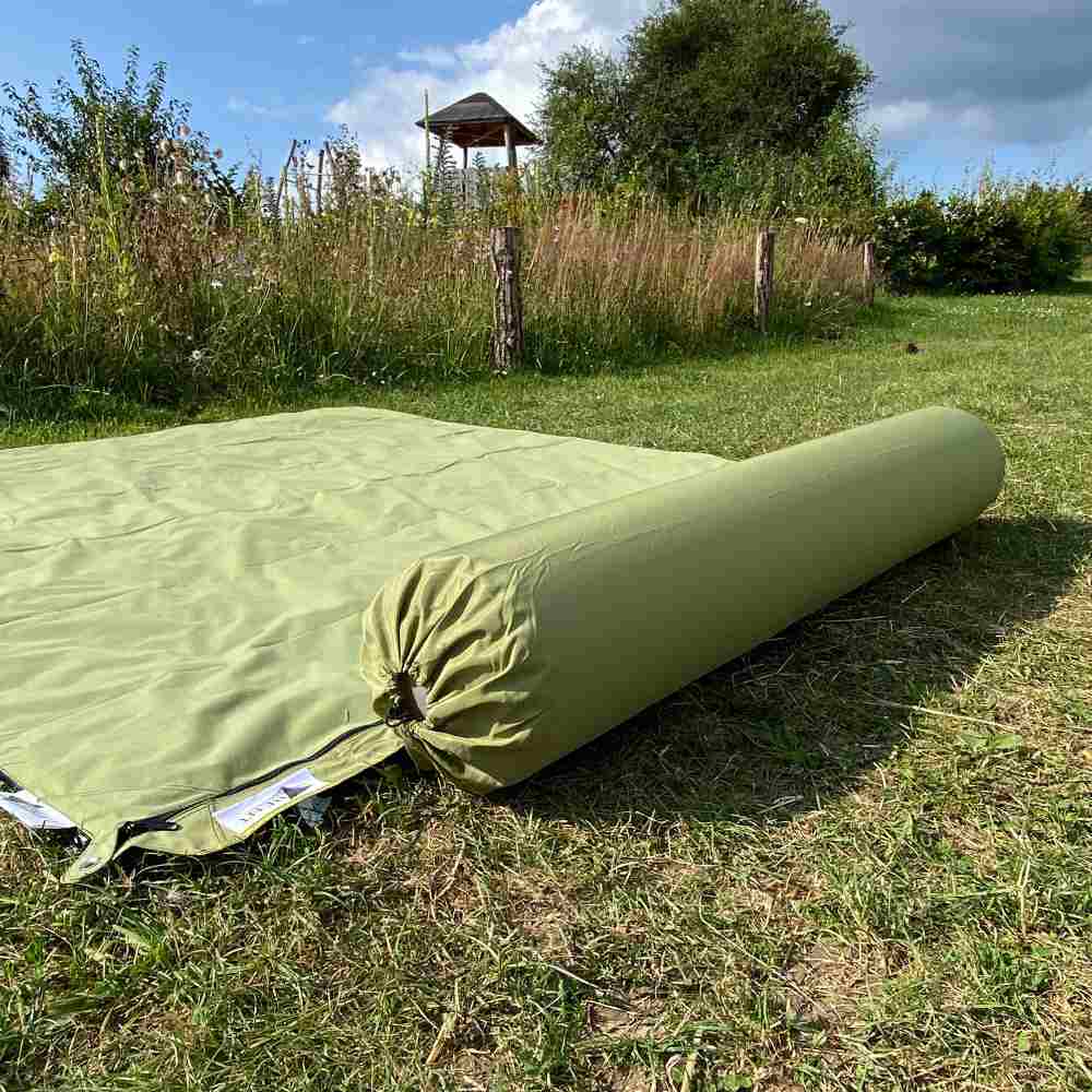 Bent Kissenrolle Zip XL Lounger grün