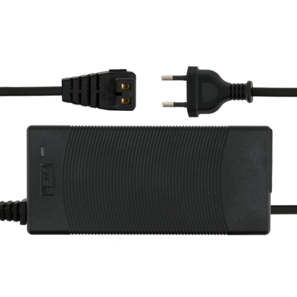 Mestic AC-Adapter für Kühlboxen MCC/MCCHD/MCCA