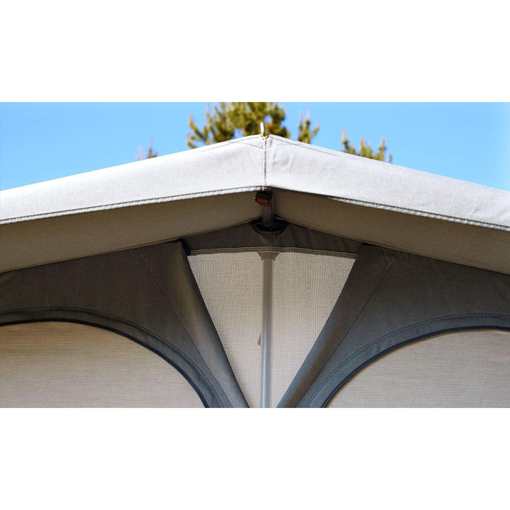 Isabella Vorzelt Ambassador Etna CarbonX