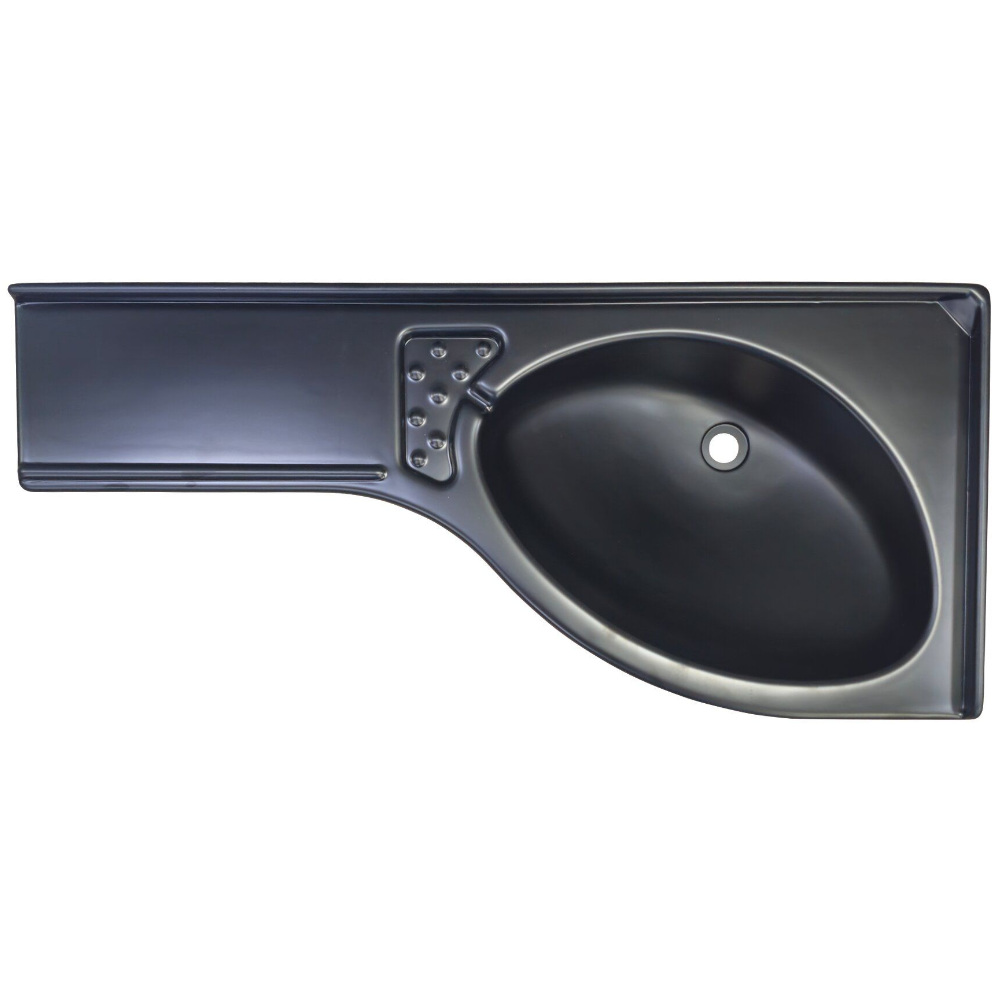 - Farbe: schwarz matt