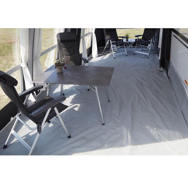 Isabella Boden zu Luftzelt Cirrus North 300