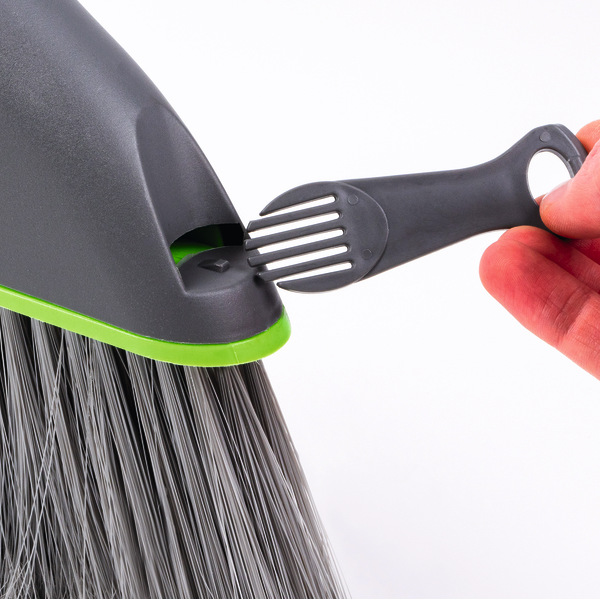 Camp4 Besen mit Kehrschaufel, teleskopierbarer Stiel