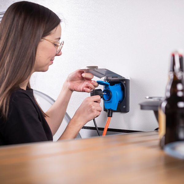 Brennenstuhl Camping CEE-Verlängerung mit Winkelkupplung, 25m