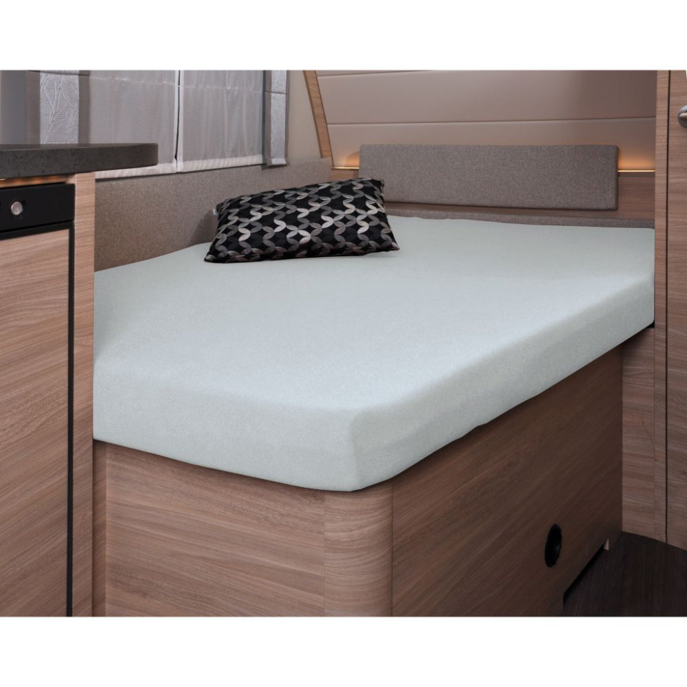 Genkinger Molton-Stretch Schonbezug französisches Bett im Wohnwagen