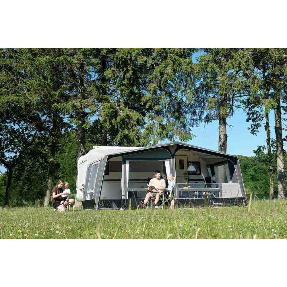 Isabella Vorzelt Ambassador Etna CarbonX