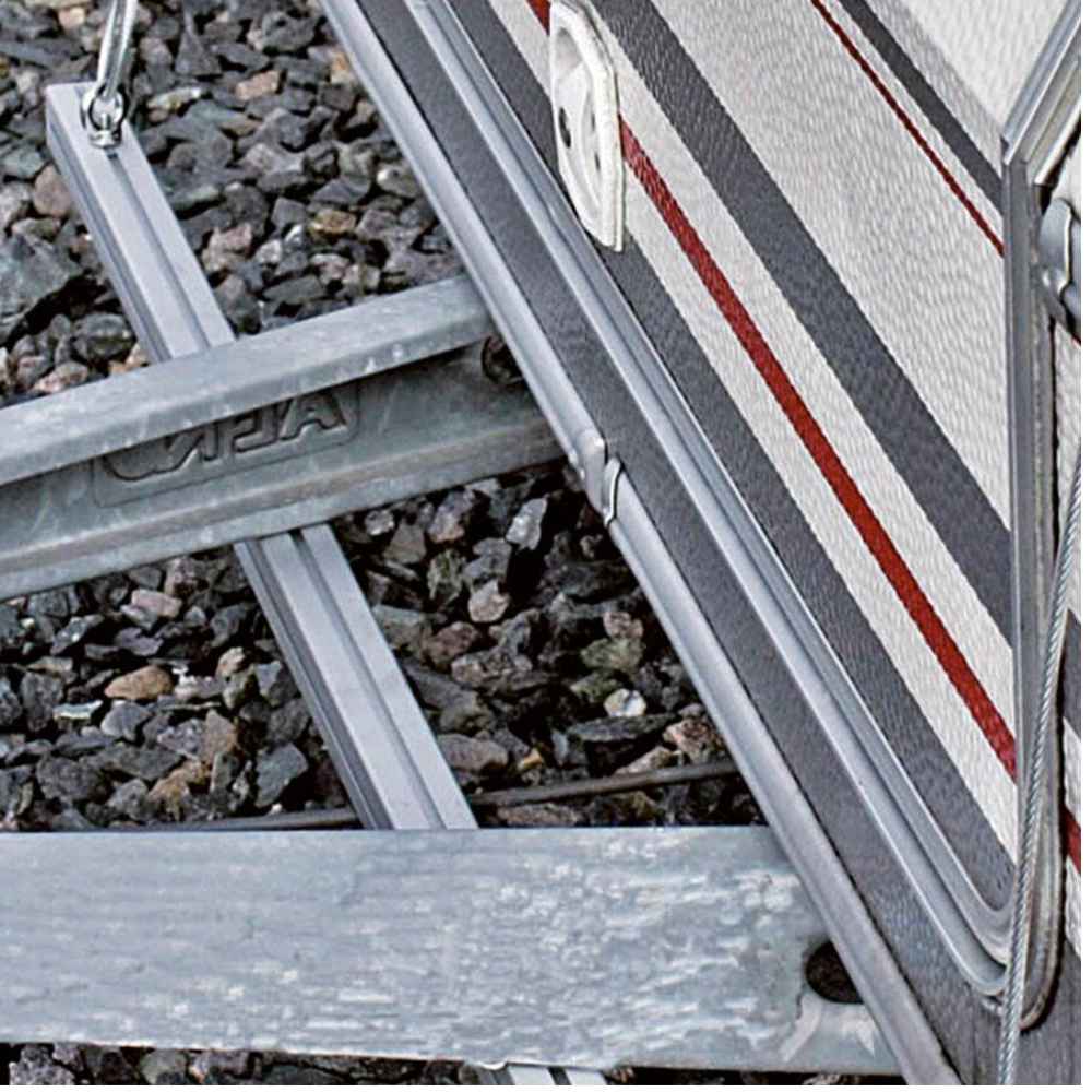 Hahn Bug-Abspannung Deichsel für Schutzdach Arlberg